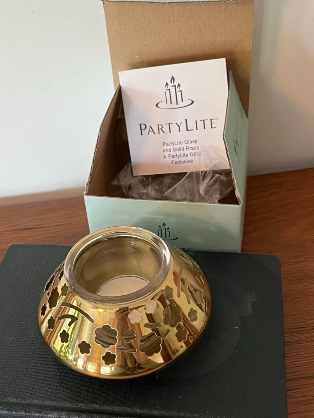 PartyLite Brass Bouquet Candle Holder P7122 Tea Light Glass Dome Coquette Floral